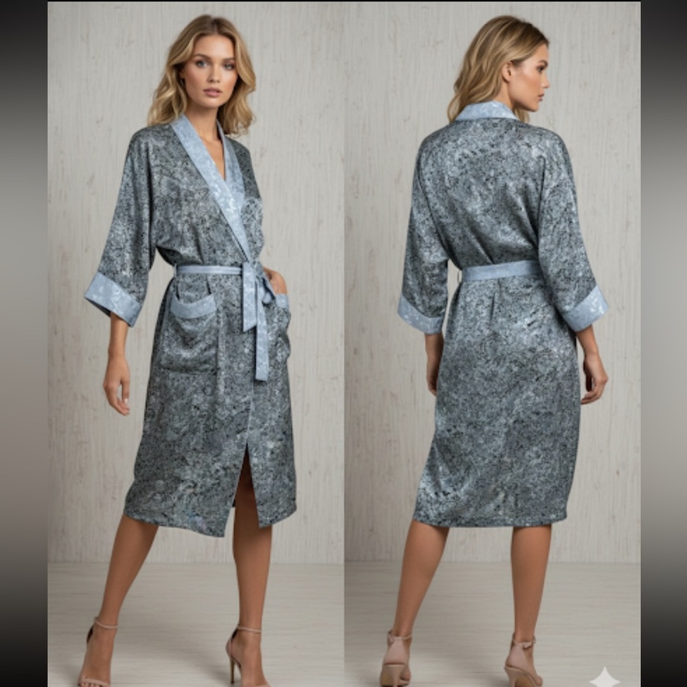 Vintage Victoria’s Secret Gold Label Teal Green Satin Floral Print Robe Y2K M/L